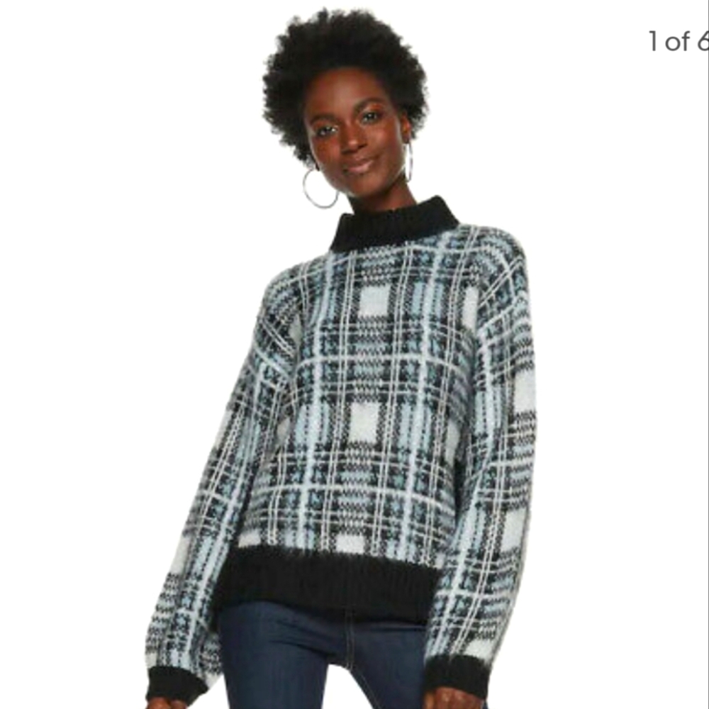 Nine West Plaid Sweater - Size Large